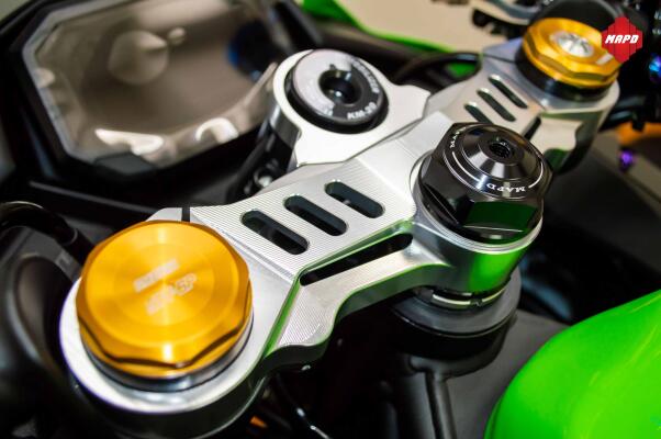 ZX-4RR 上下三角台