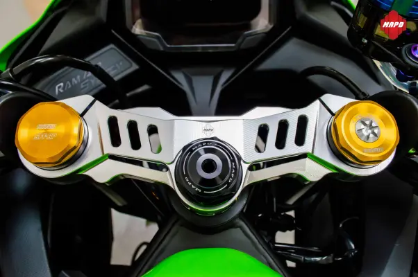 ZX-4RR 上下三角台